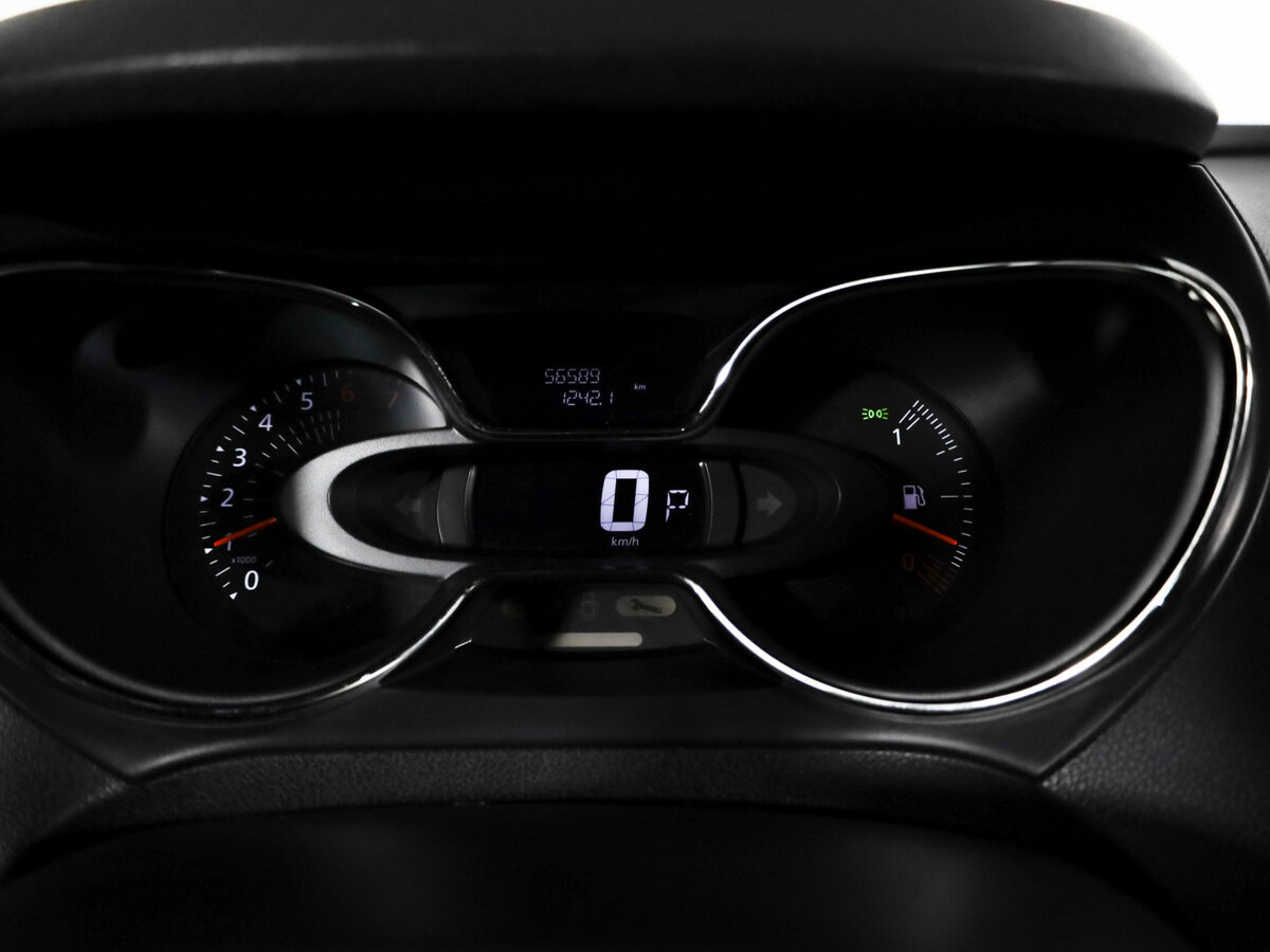 Renault Kaptur с пробегом — 2018 год. Фото: #15