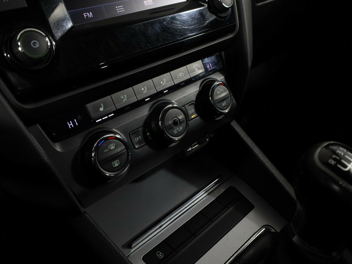 Skoda Octavia с пробегом — 2013 год. Фото: #17