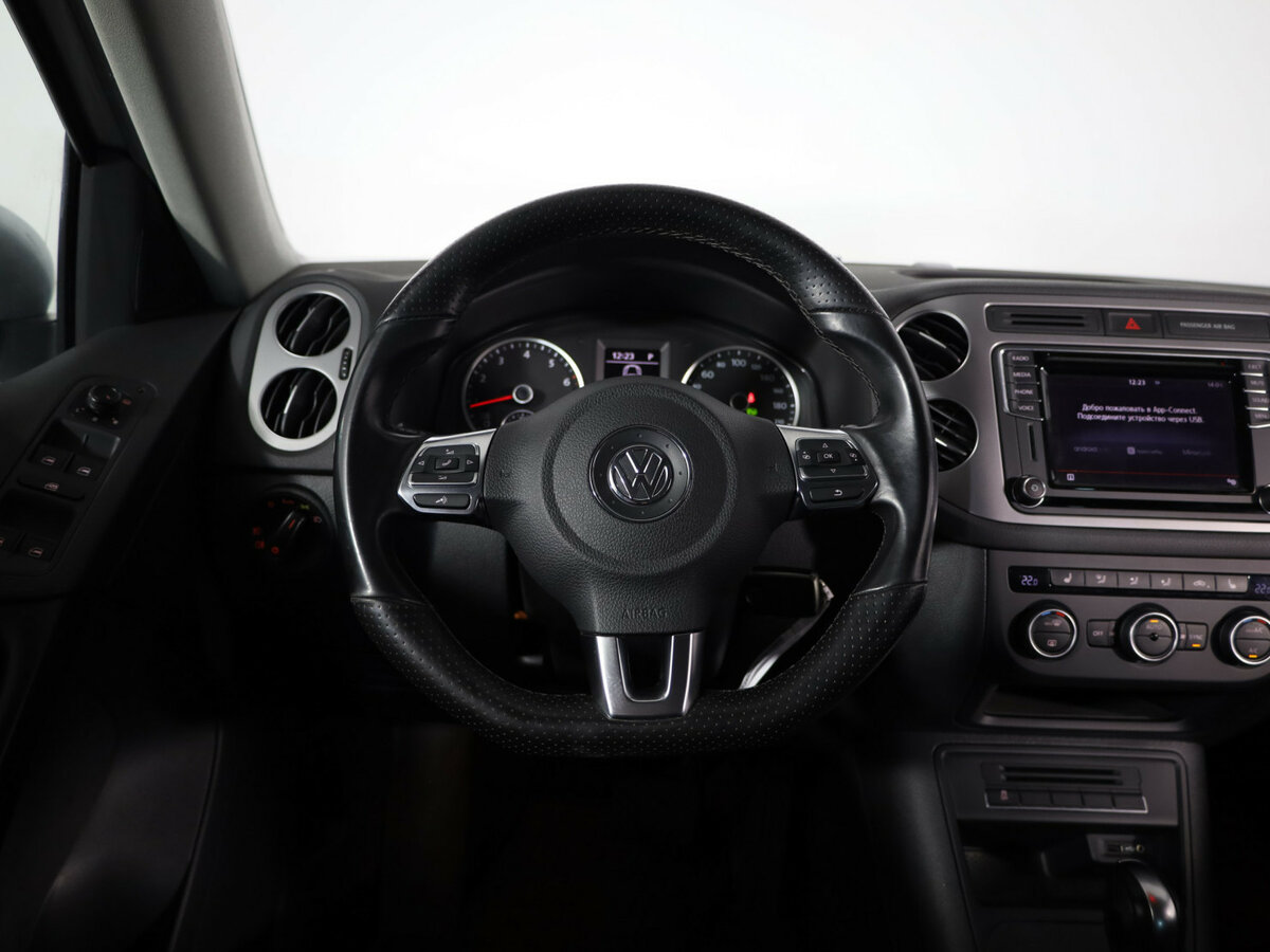 Volkswagen Tiguan с пробегом — 2016 год. Фото: #9