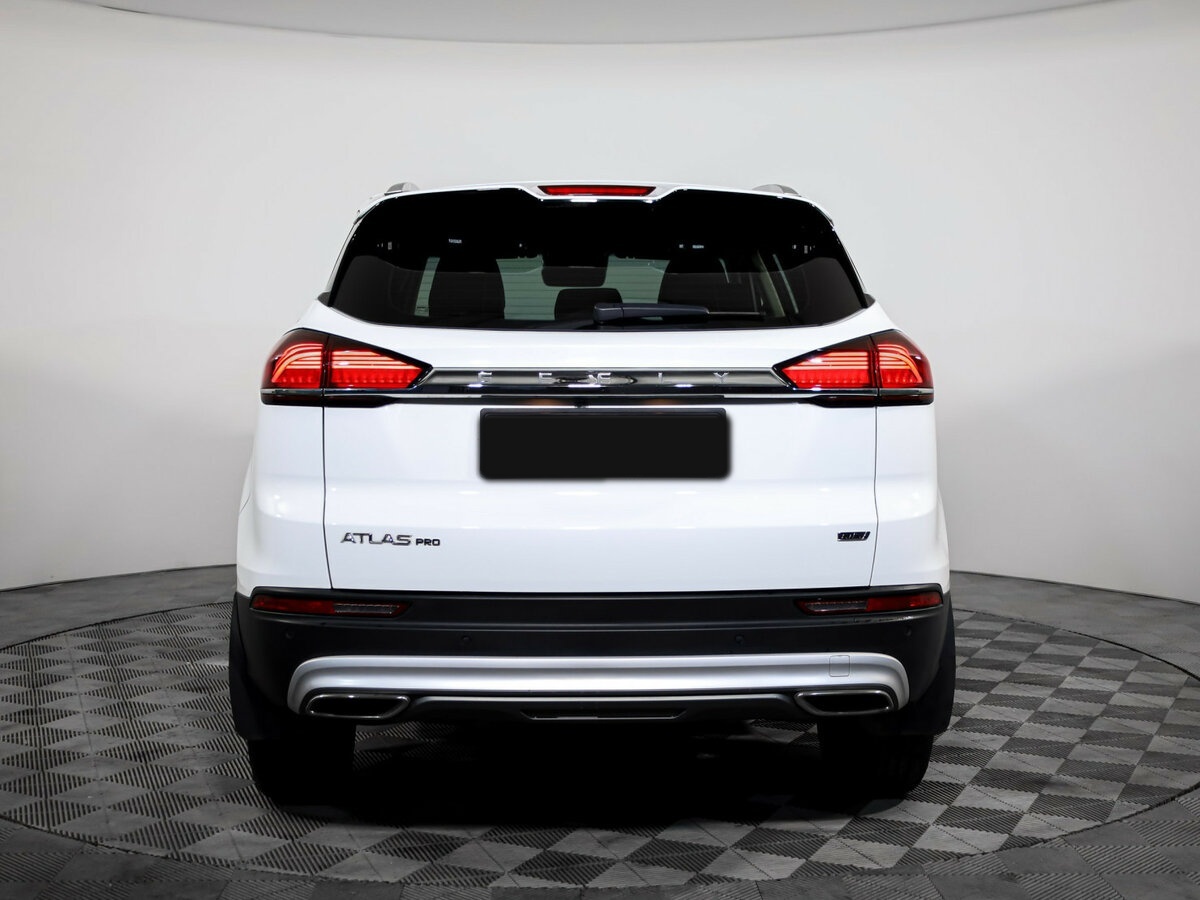 Geely Atlas Pro с пробегом — 2022 год. Фото: #6