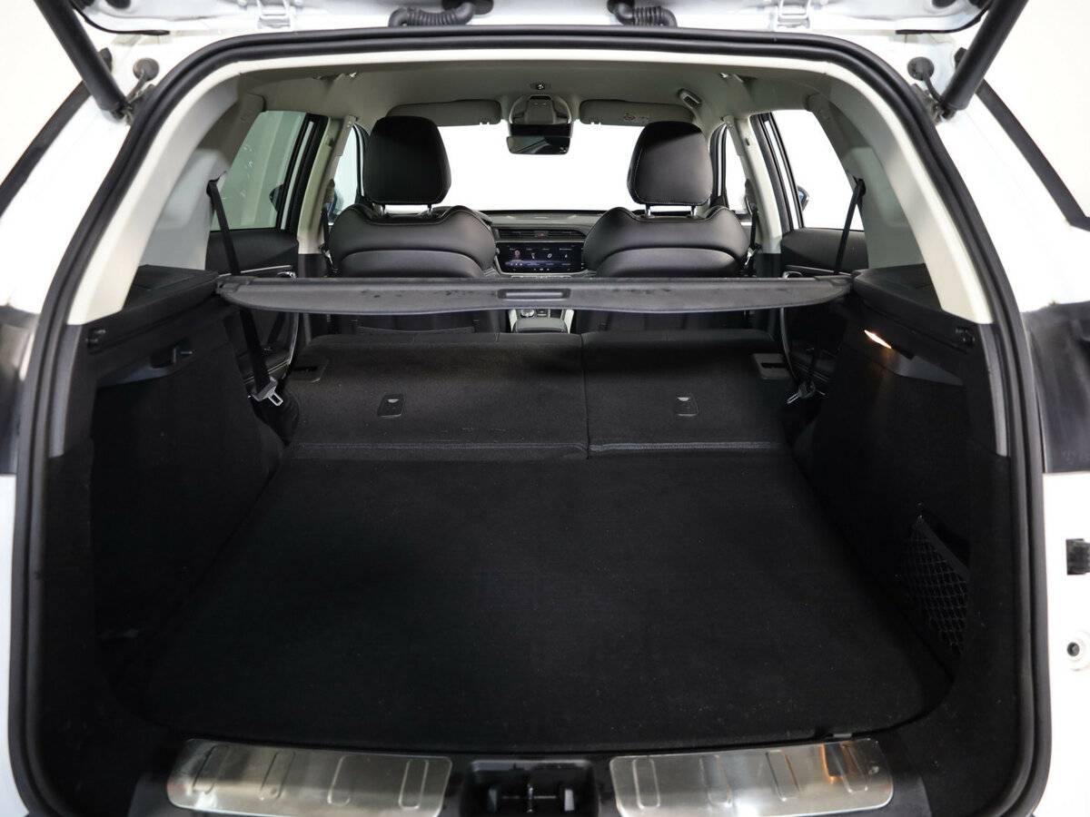 Geely Atlas Pro с пробегом — 2022 год. Фото: #17