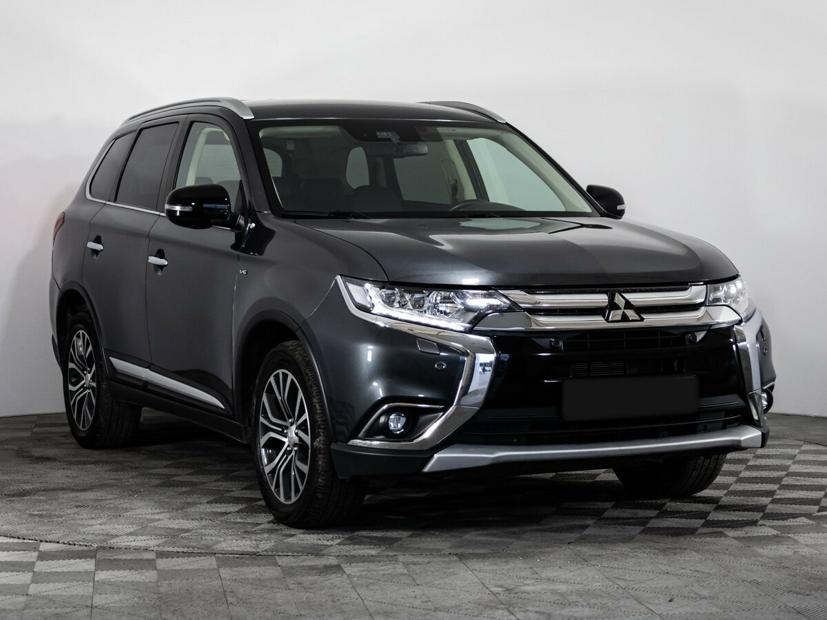 Mitsubishi Outlander с пробегом — 2018 год. Фото: #2