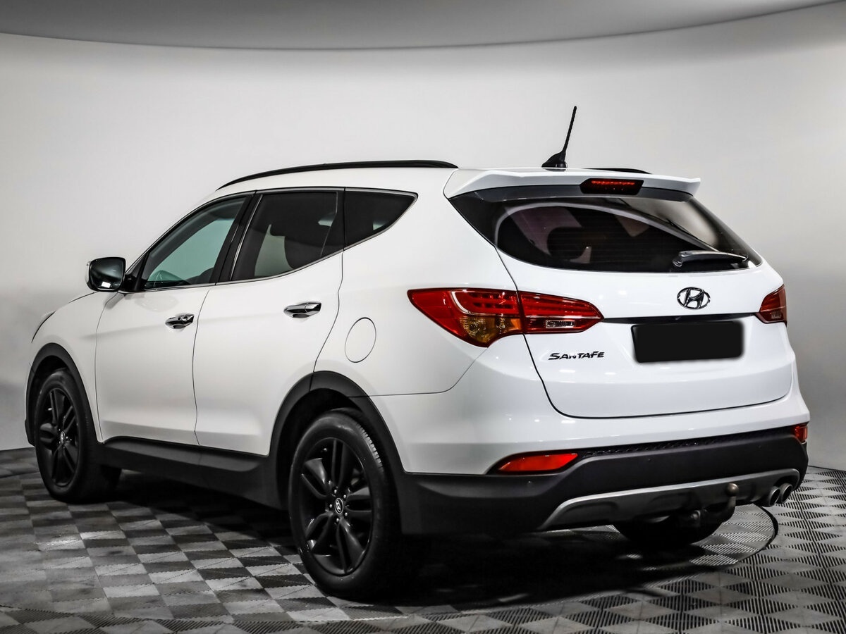 Hyundai Santa Fe с пробегом — 2012 год. Фото: #6