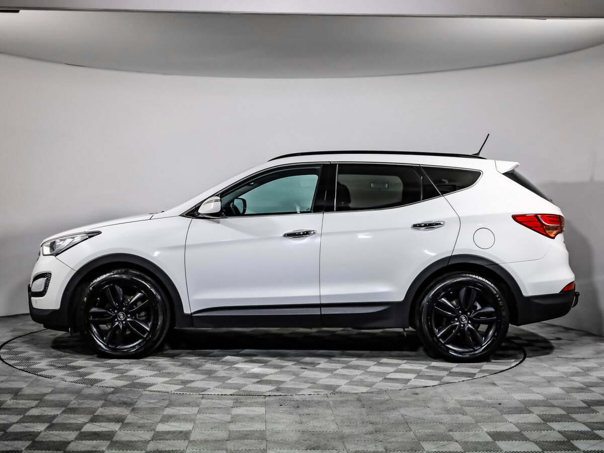 Hyundai Santa Fe с пробегом — 2012 год. Фото: #7