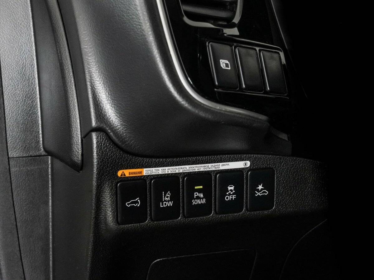 Mitsubishi Outlander с пробегом — 2017 год. Фото: #13