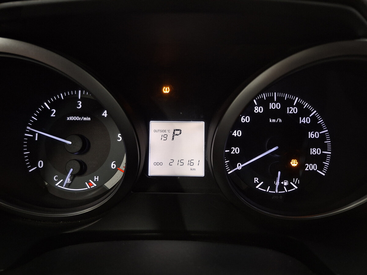 Toyota Land Cruiser Prado с пробегом — 2014 год. Фото: #9