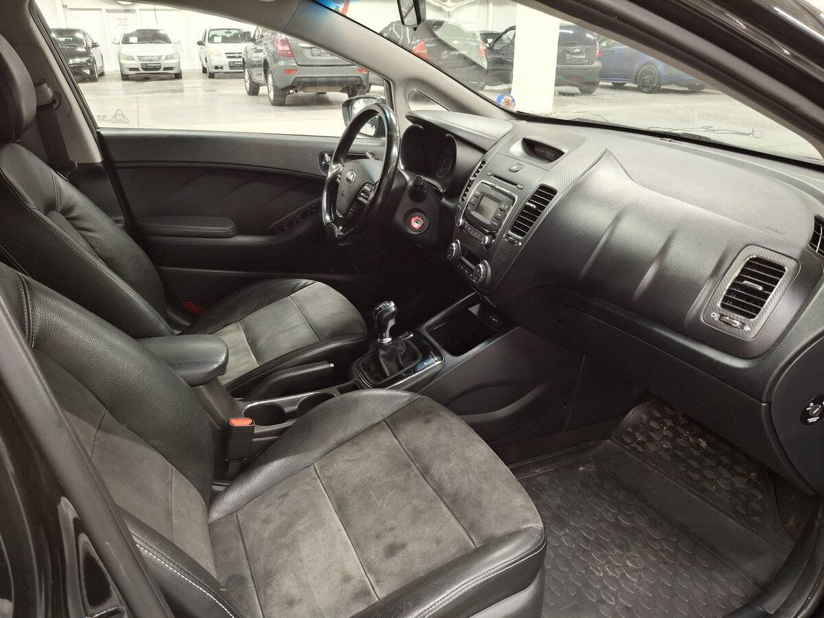 Kia Cerato с пробегом — 2019 год. Фото: #9