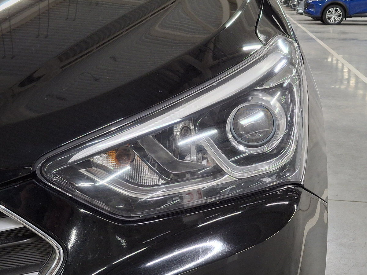 Hyundai Santa Fe с пробегом — 2018 год. Фото: #15