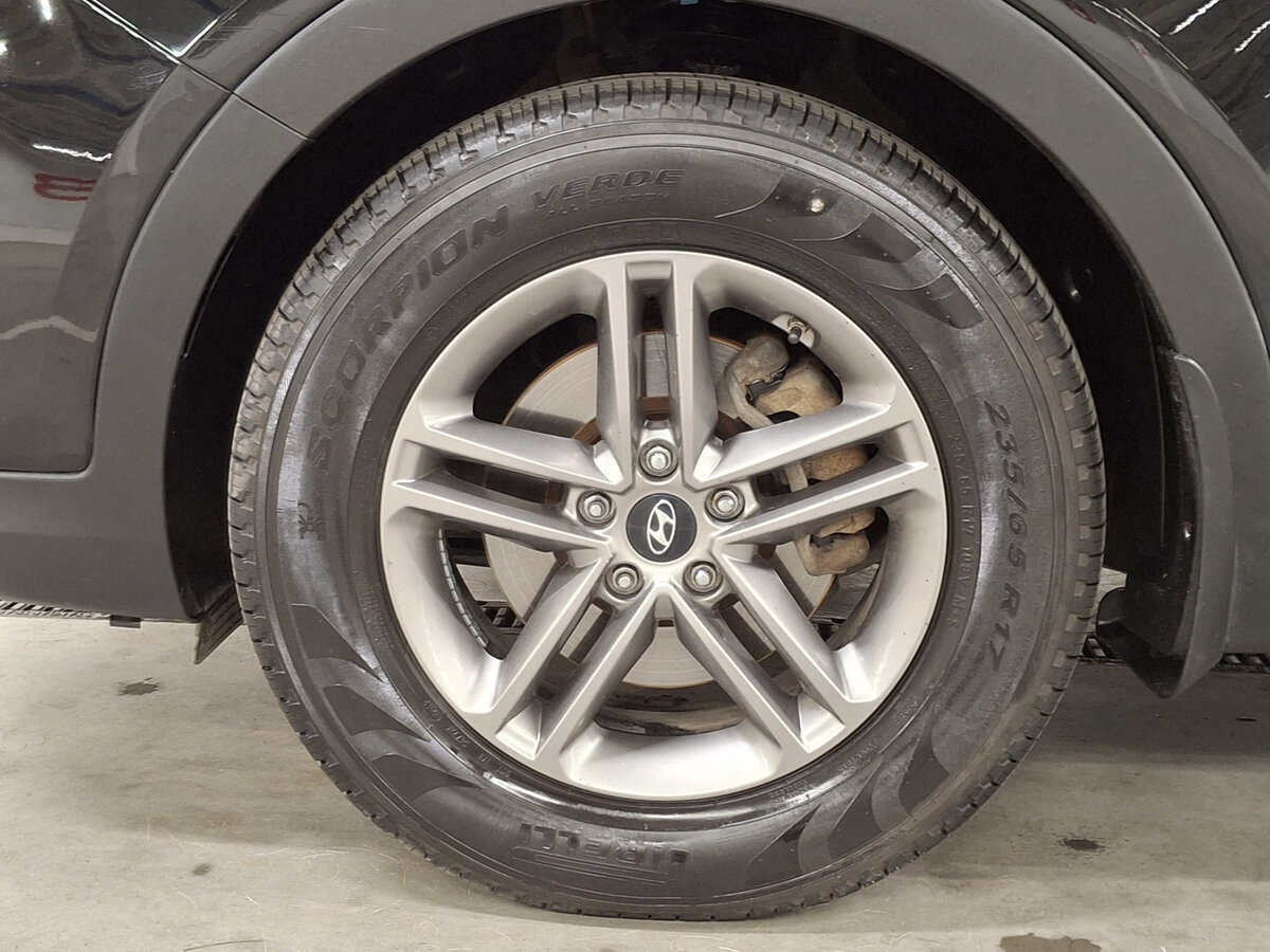 Hyundai Santa Fe с пробегом — 2018 год. Фото: #16