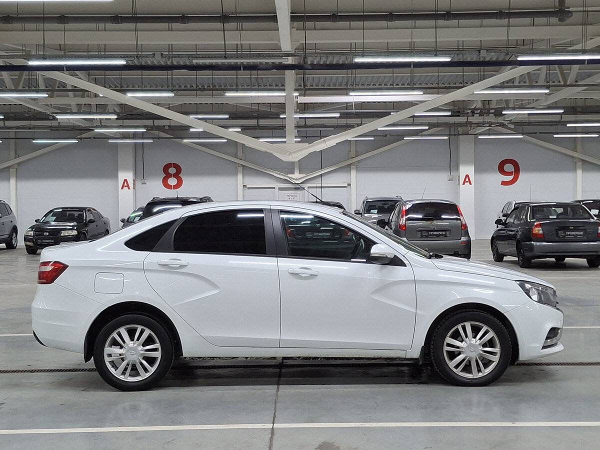 Lada (ВАЗ) Vesta с пробегом — 2017 год. Фото: #3