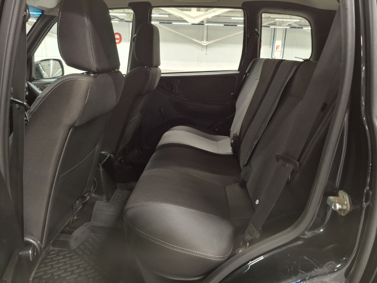 Chevrolet Niva с пробегом — 2017 год. Фото: #11