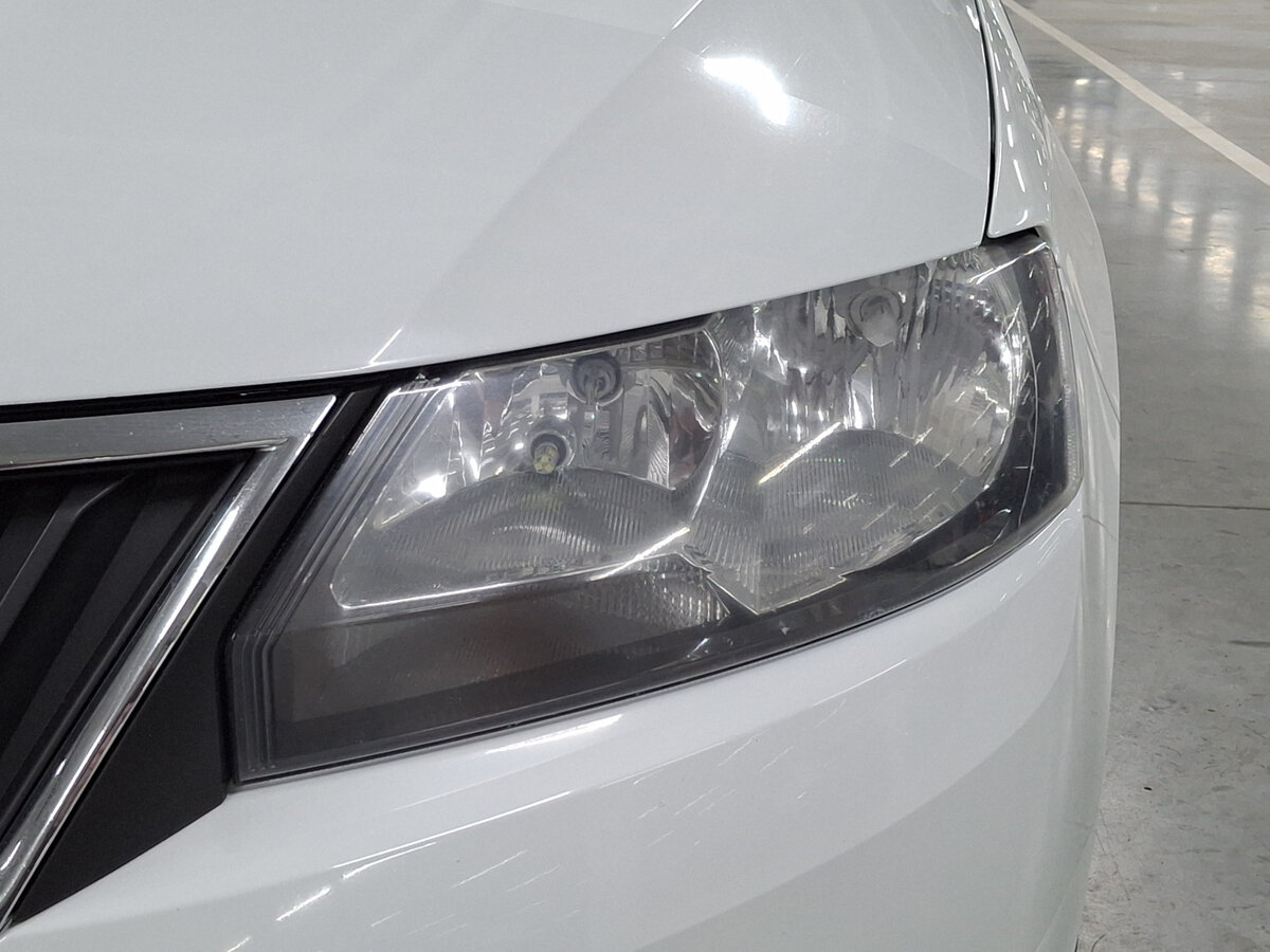 Skoda Rapid с пробегом — 2019 год. Фото: #16