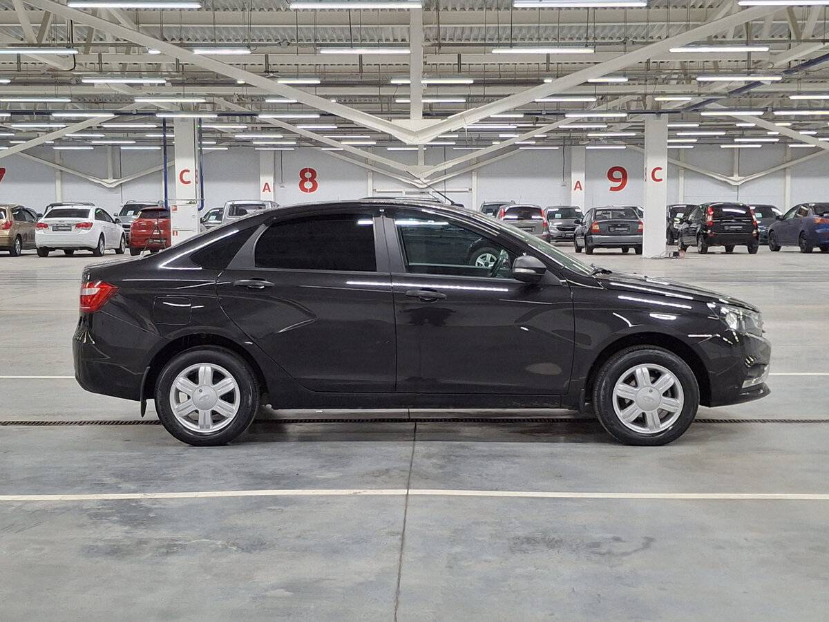 Lada (ВАЗ) Vesta с пробегом — 2018 год. Фото: #3