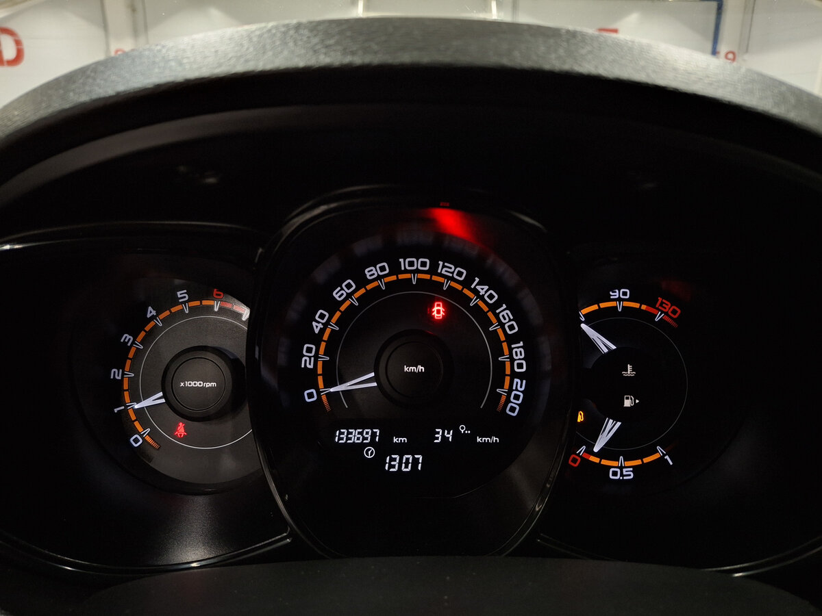 Lada (ВАЗ) Vesta с пробегом — 2018 год. Фото: #12