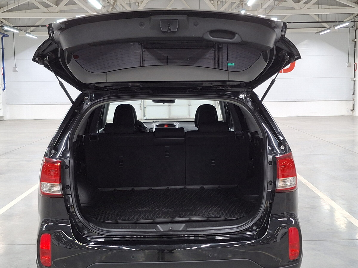 Kia Sorento с пробегом — 2017 год. Фото: #9