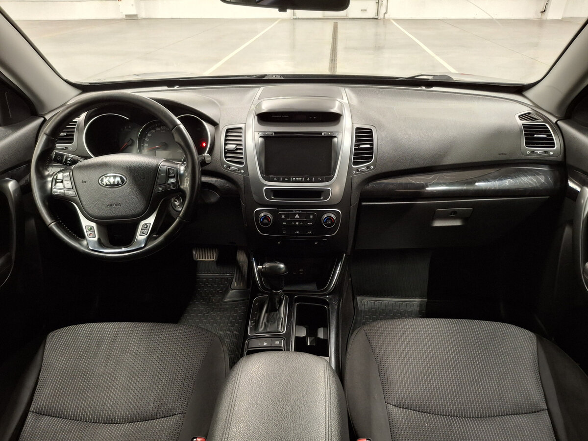 Kia Sorento с пробегом — 2017 год. Фото: #13