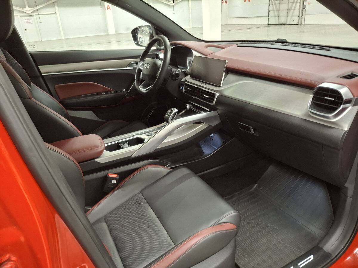 Geely Coolray с пробегом — 2020 год. Фото: #10