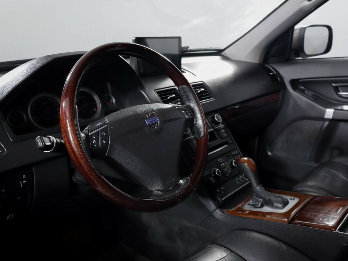 Volvo XC90 с пробегом — 2012 год. Фото: #12