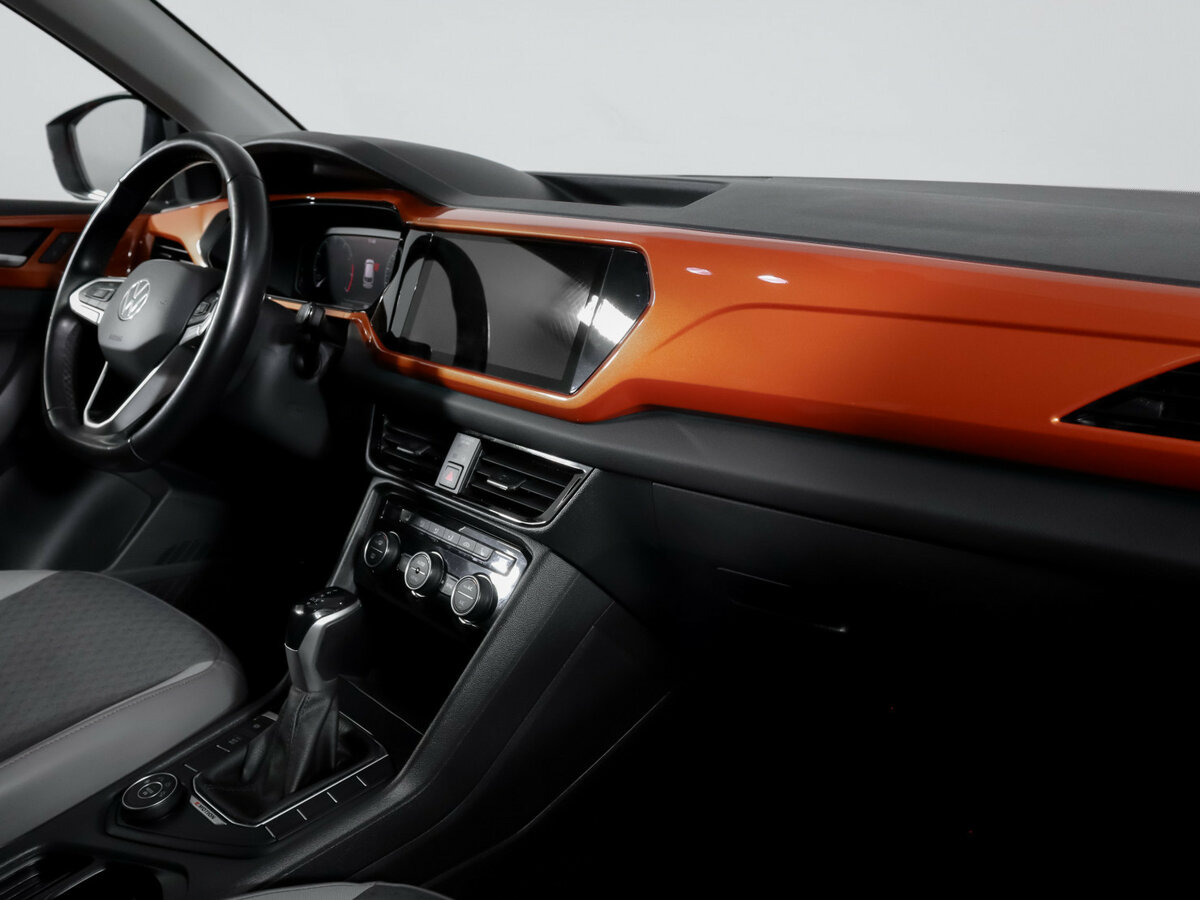 Volkswagen Taos с пробегом — 2021 год. Фото: #6