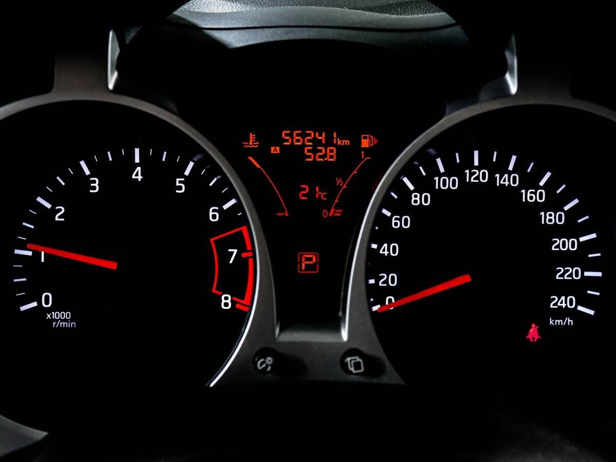 Nissan Juke с пробегом — 2014 год. Фото: #8