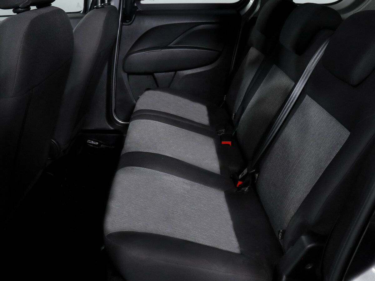 Fiat Doblo с пробегом — 2020 год. Фото: #7