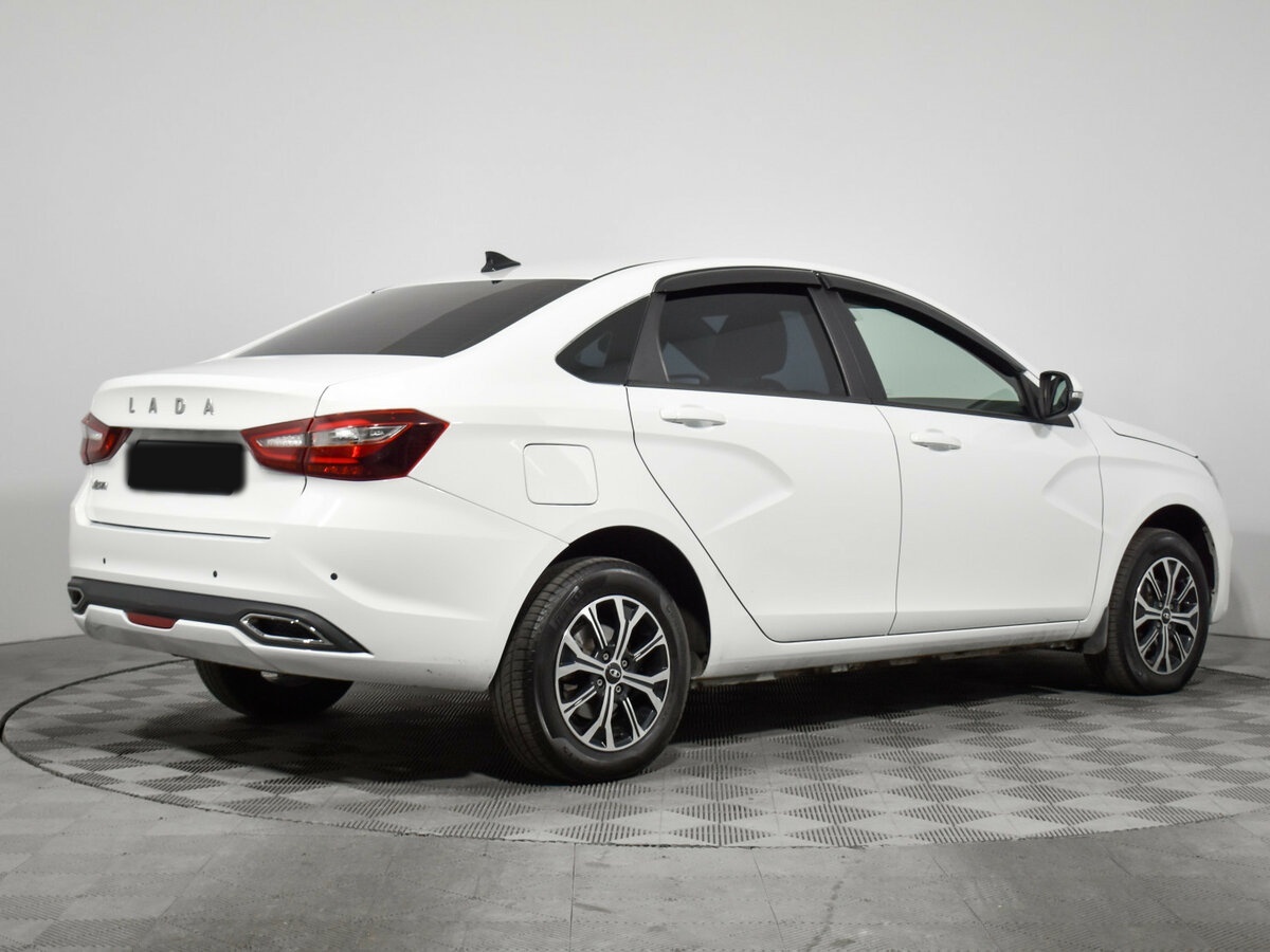 Lada (ВАЗ) Vesta с пробегом — 2023 год. Фото: #4