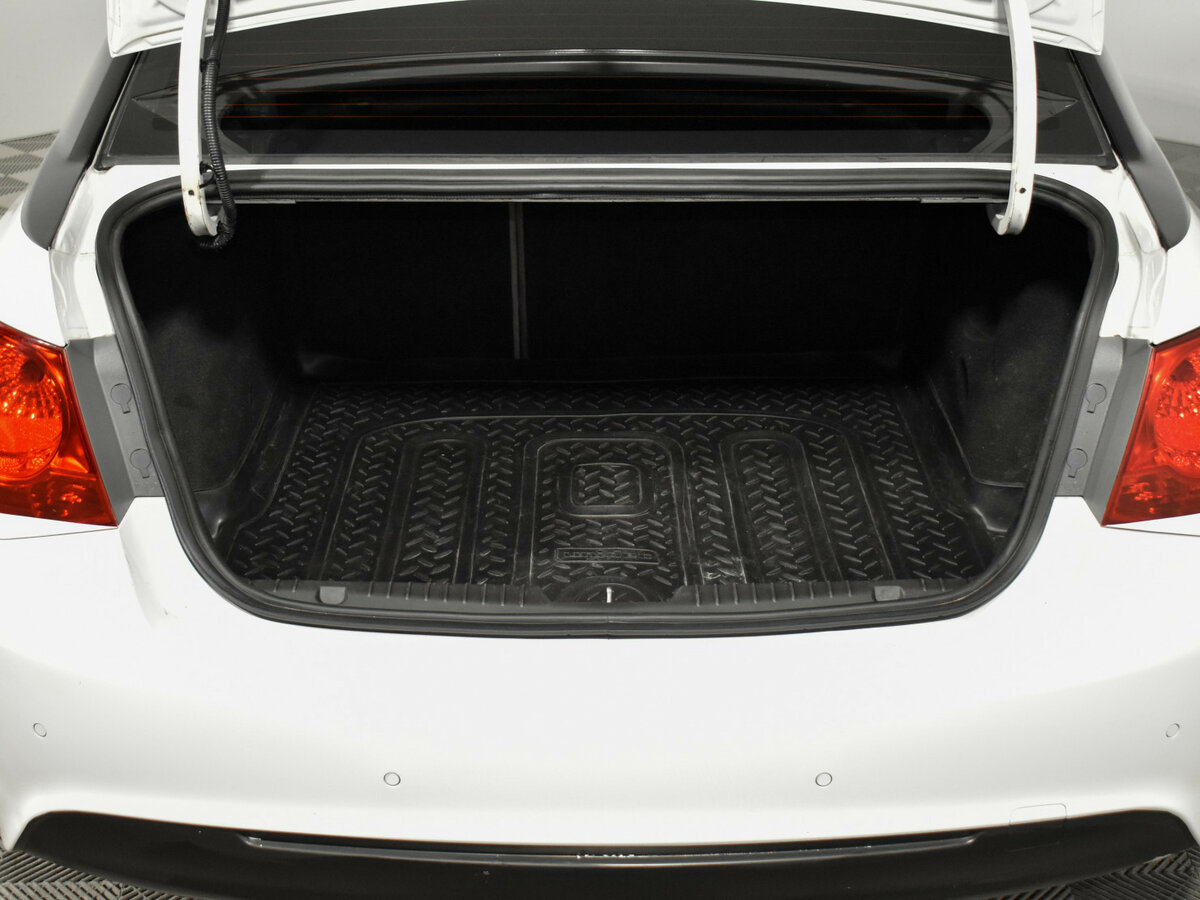 Chevrolet Cruze с пробегом — 2013 год. Фото: #15