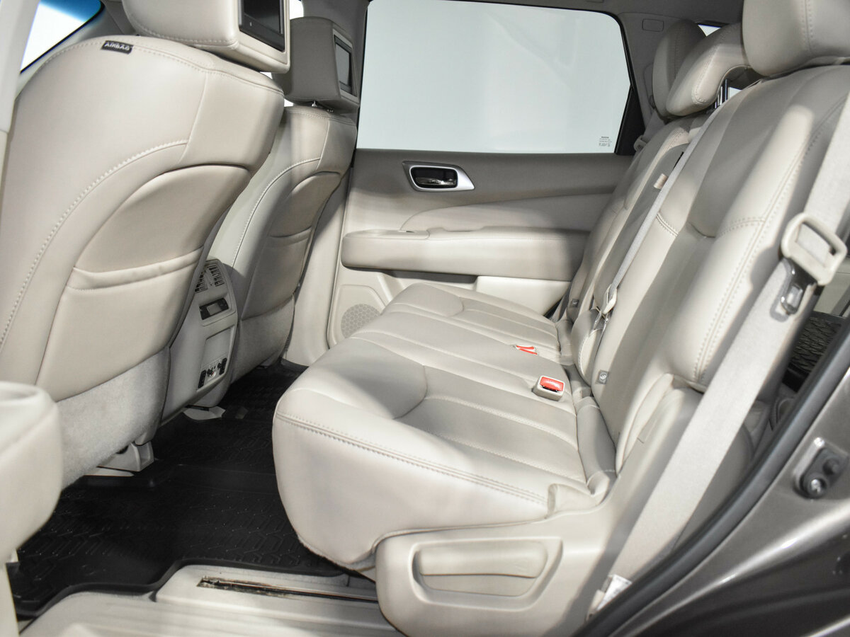 Nissan Pathfinder с пробегом — 2014 год. Фото: #9