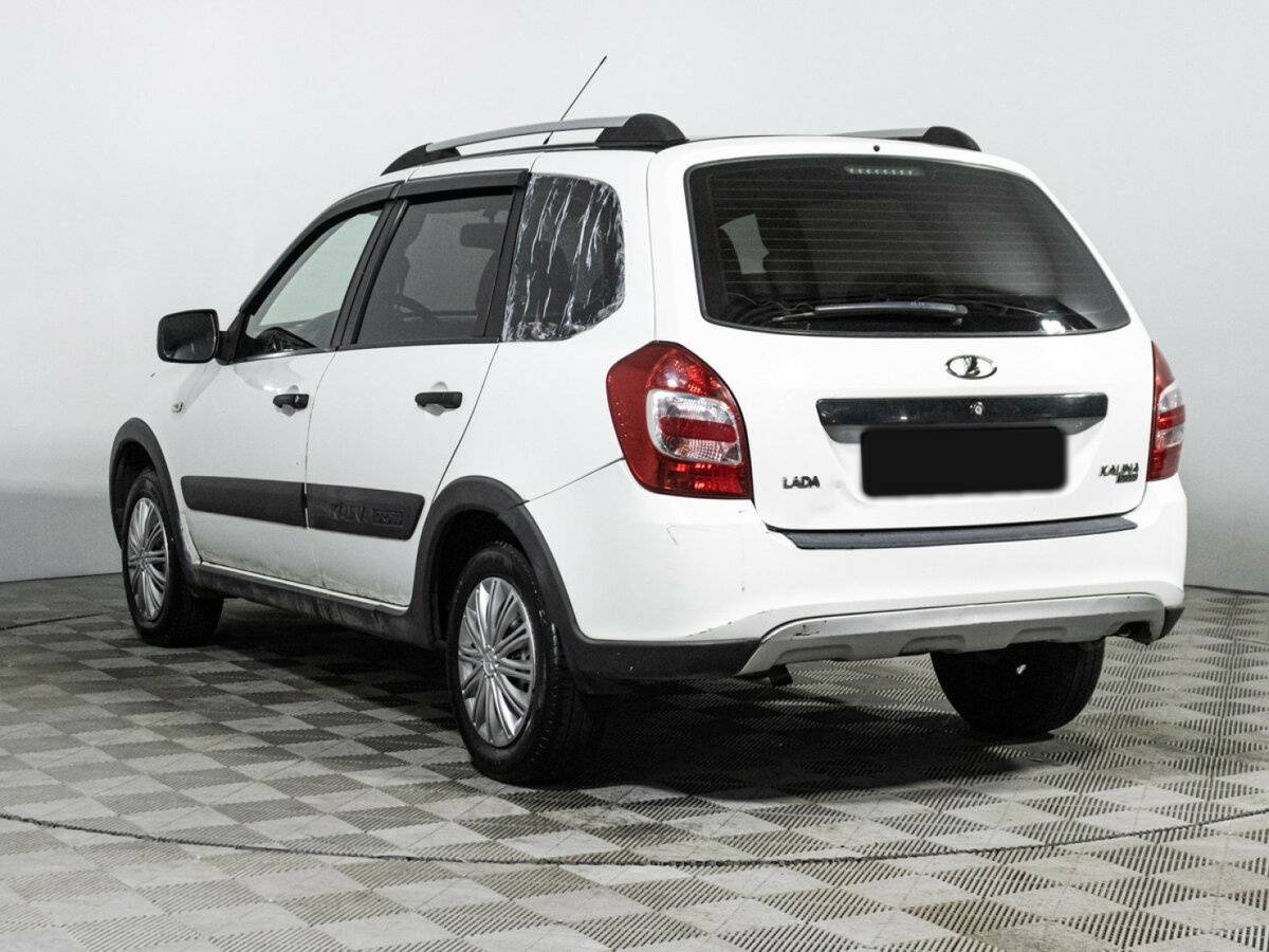 Lada (ВАЗ) Kalina с пробегом — 2016 год. Фото: #6