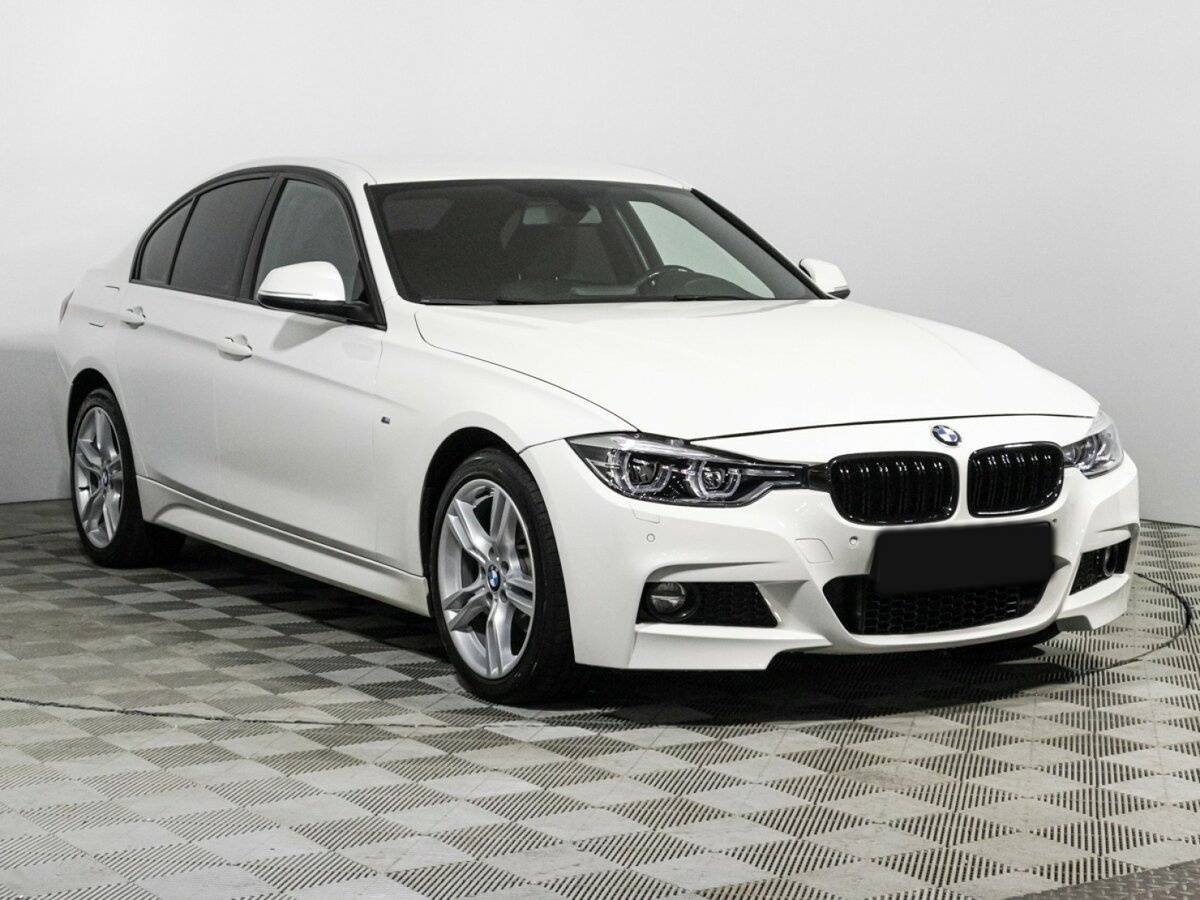 BMW 3 серии с пробегом — 2016 год. Фото: #2