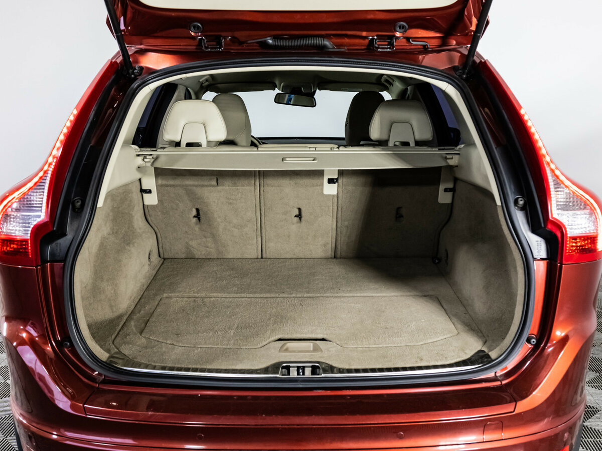 Volvo XC60 с пробегом — 2014 год. Фото: #19