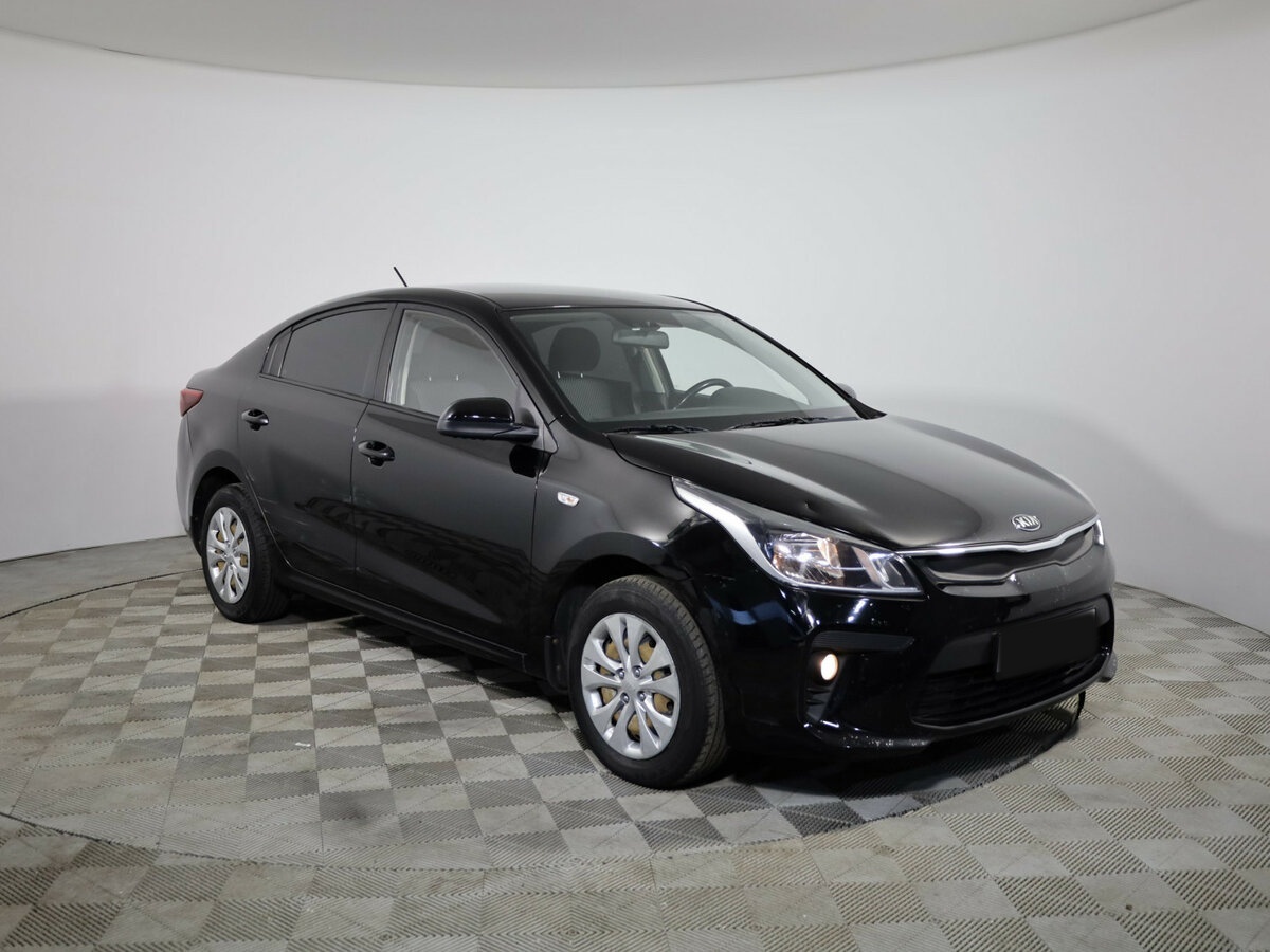 Kia Rio с пробегом — 2017 год. Фото: #2