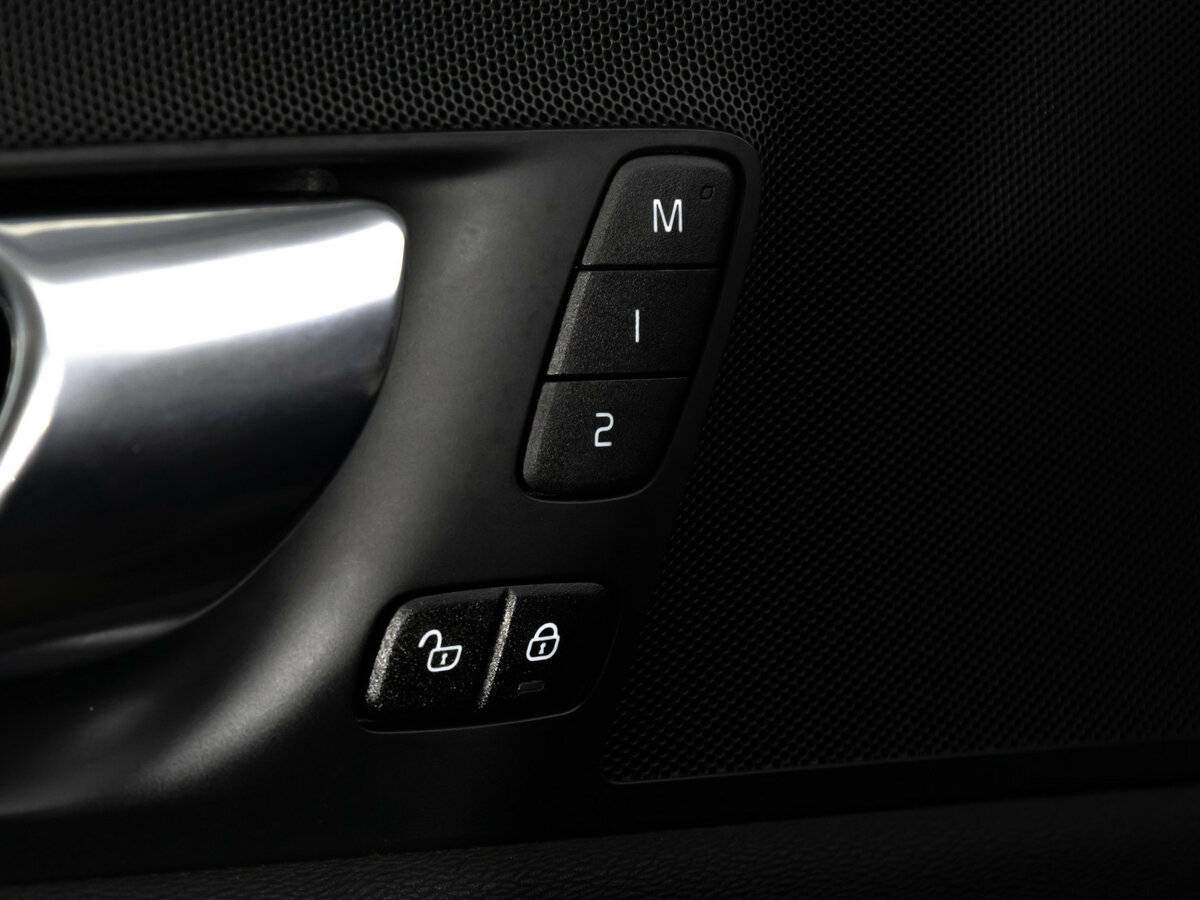 Volvo XC60 с пробегом — 2019 год. Фото: #14