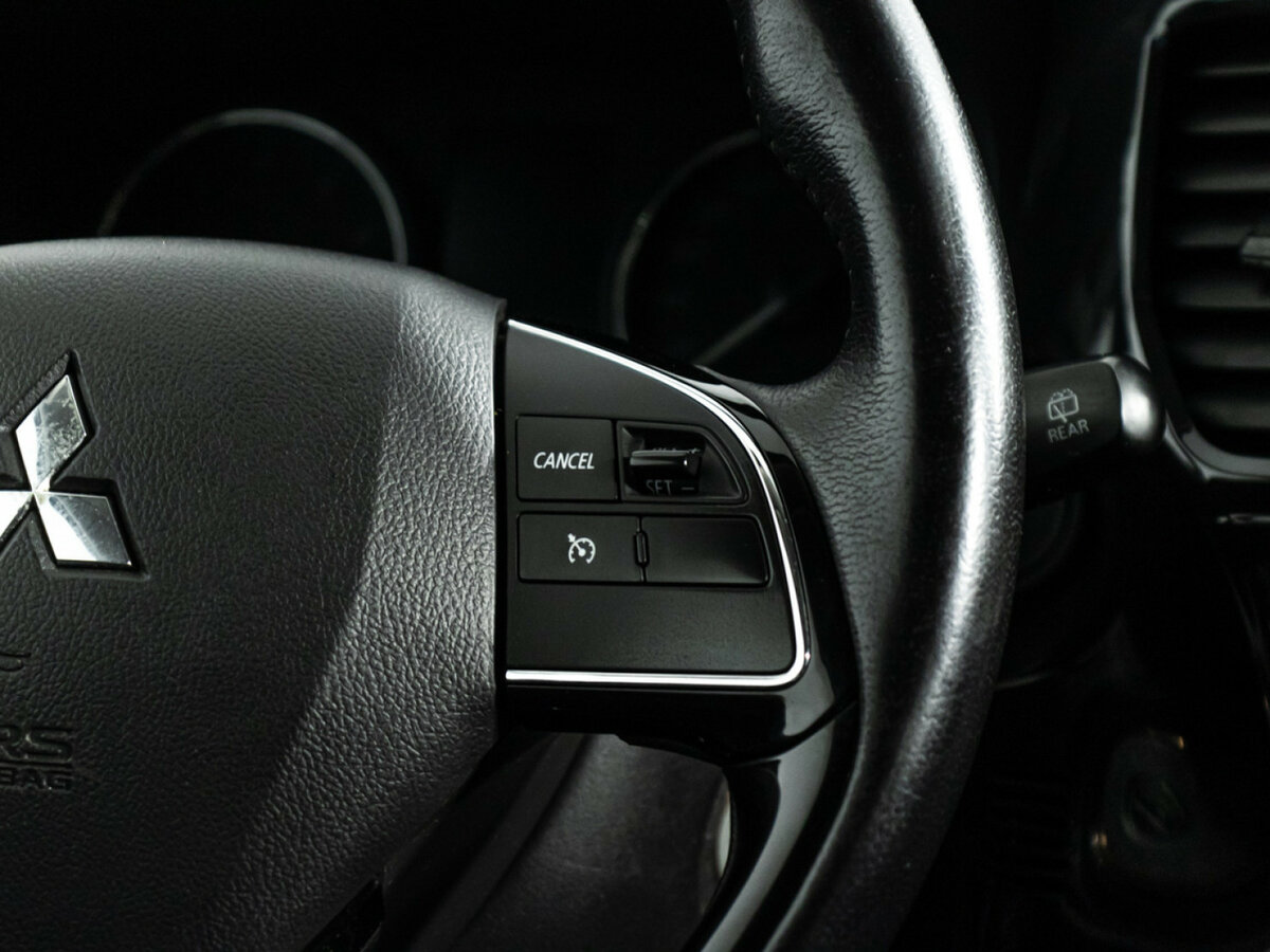 Mitsubishi Outlander с пробегом — 2019 год. Фото: #14