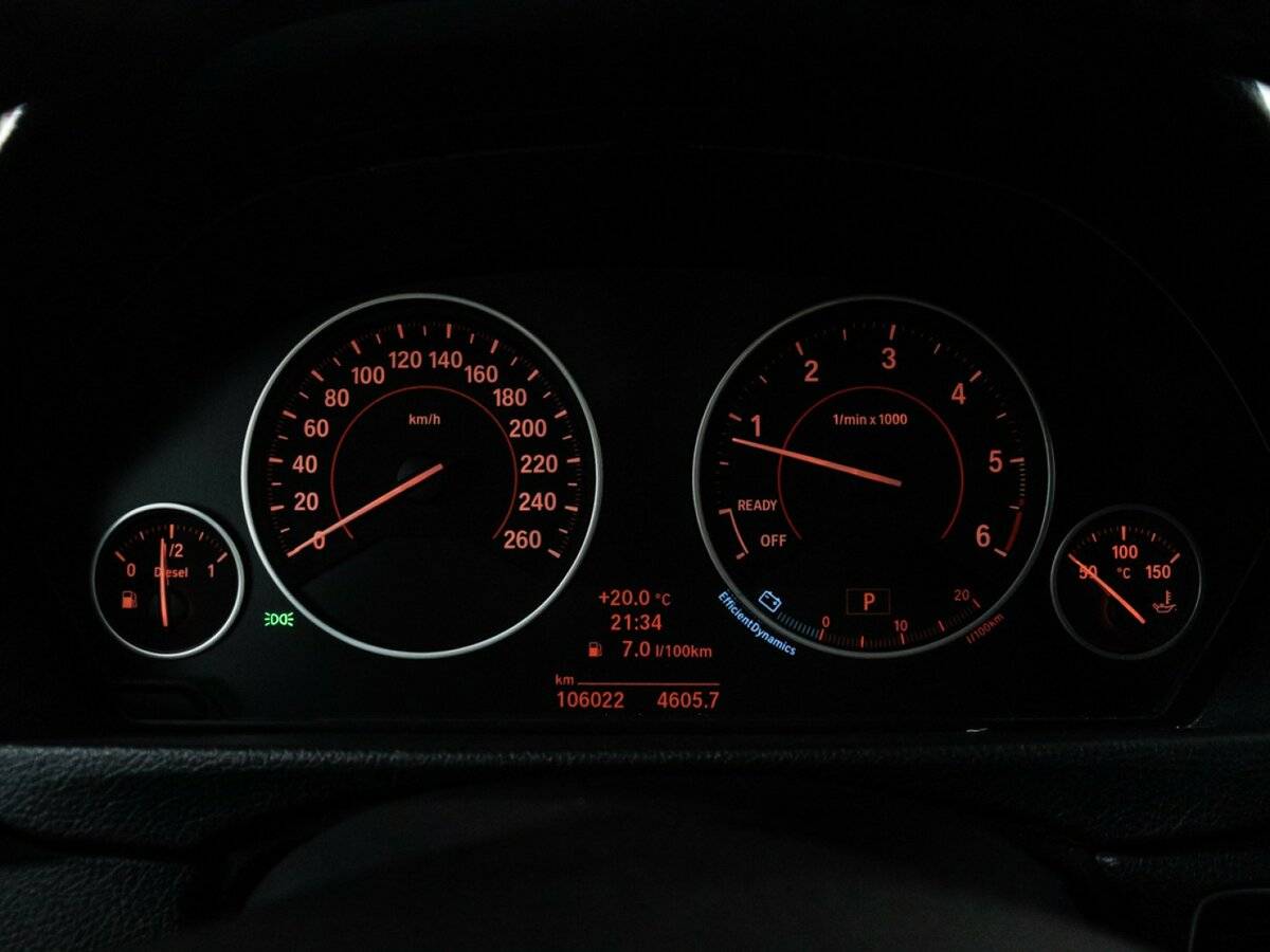 BMW 3 серии с пробегом — 2013 год. Фото: #10