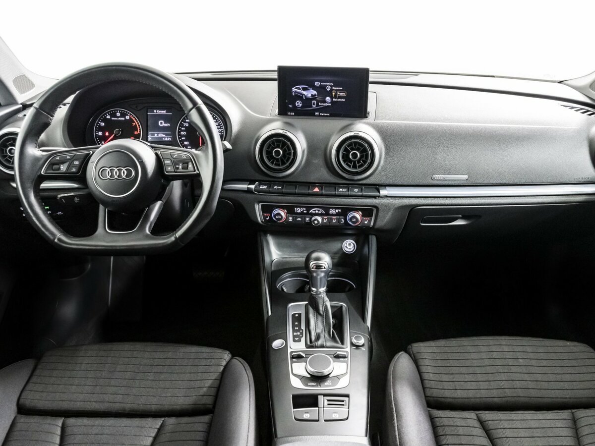 Audi A3 с пробегом — 2018 год. Фото: #11