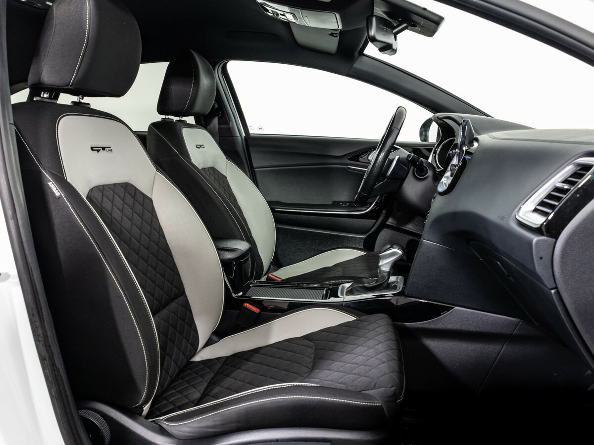 Kia Proceed с пробегом — 2021 год. Фото: #18