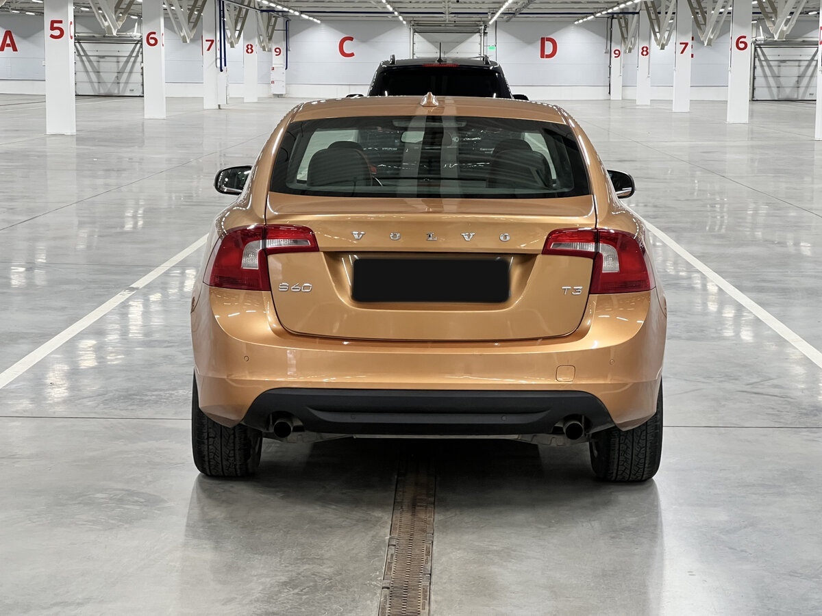 Volvo S60 с пробегом — 2012 год. Фото: #5