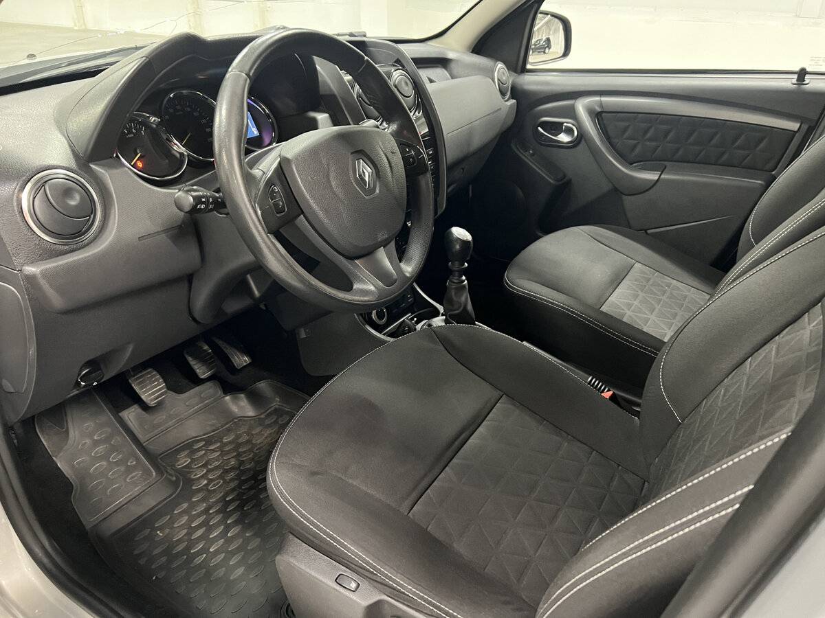 Renault Duster с пробегом — 2017 год. Фото: #15