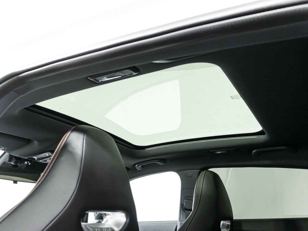 Changan UNI-V с пробегом — 2023 год. Фото: #14