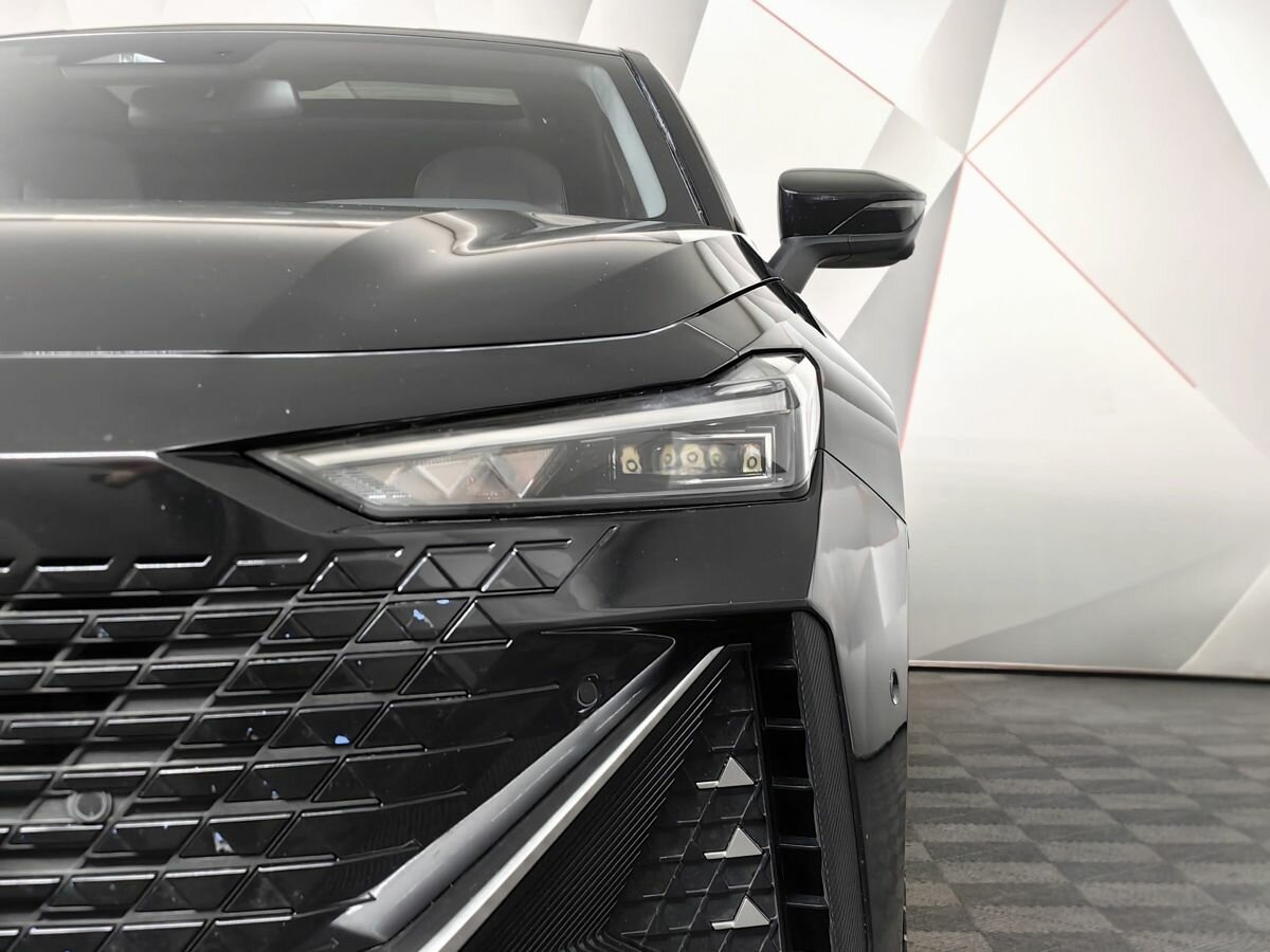 Changan UNI-V с пробегом — 2023 год. Фото: #21