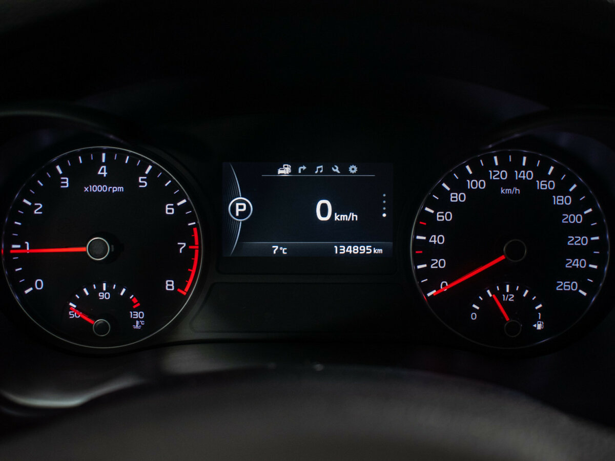 Kia Optima с пробегом — 2018 год. Фото: #11