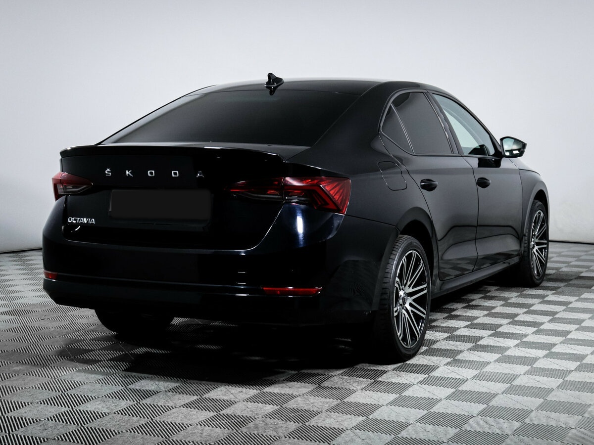 Skoda Octavia с пробегом — 2020 год. Фото: #3