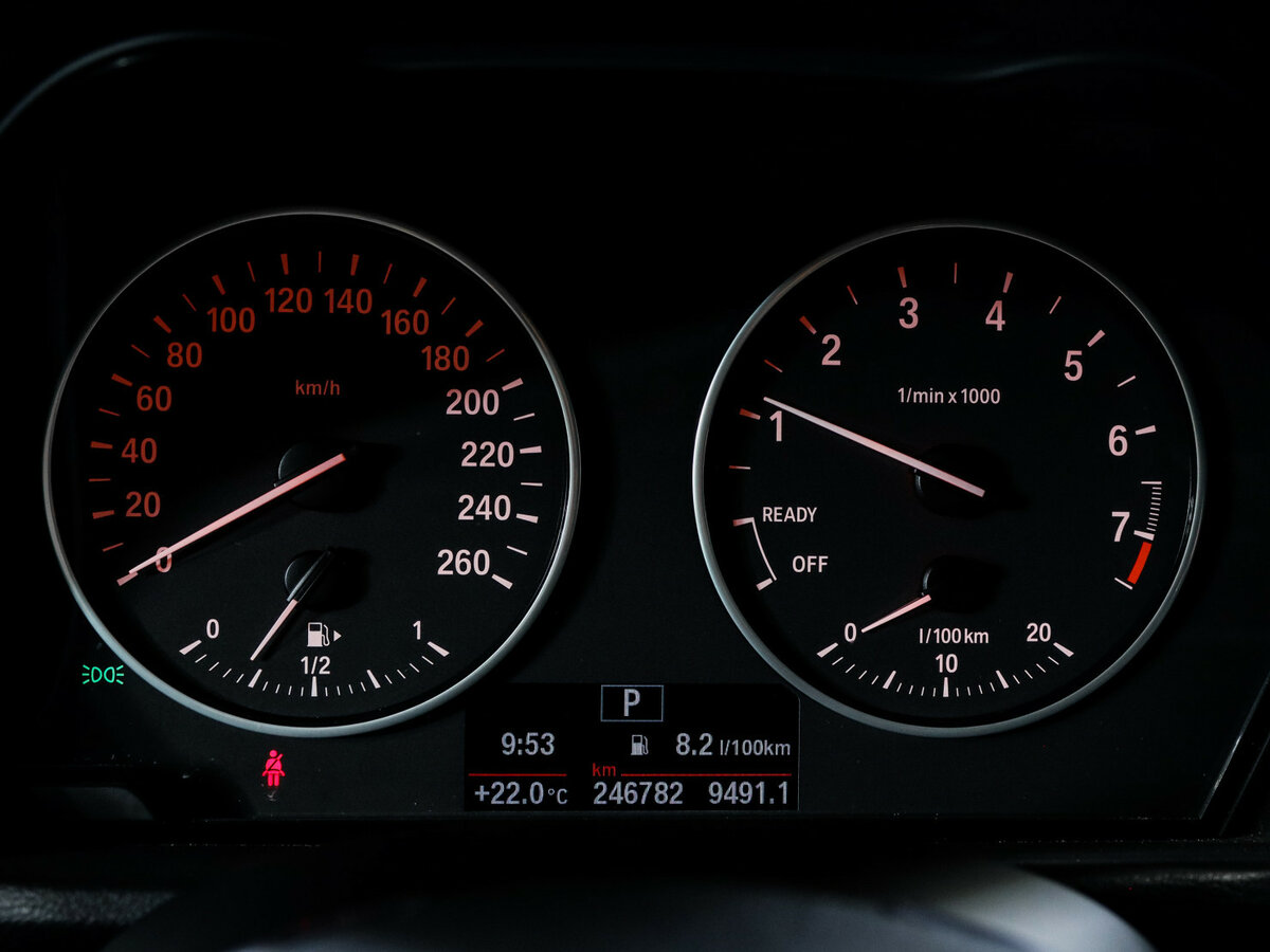 BMW X1 с пробегом — 2016 год. Фото: #10