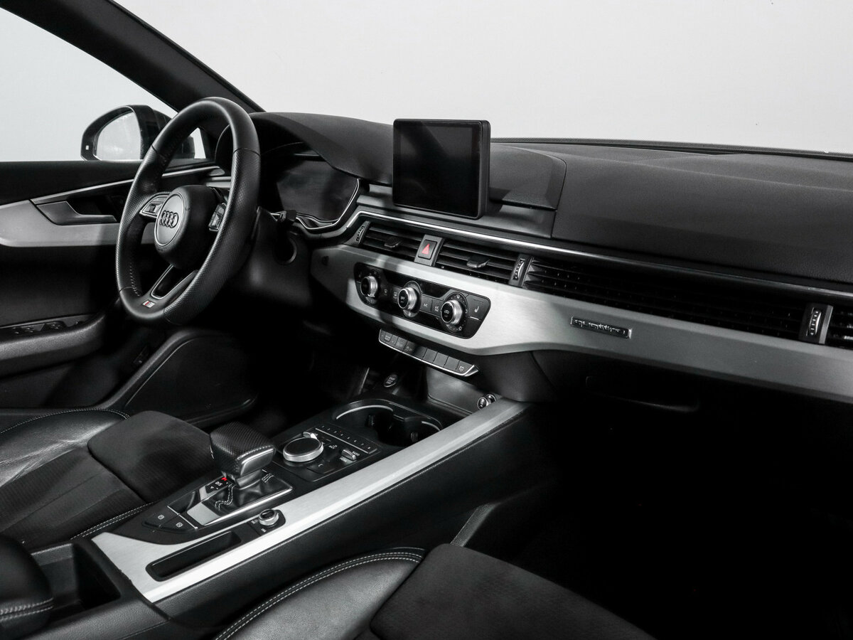Audi A4 с пробегом — 2017 год. Фото: #8