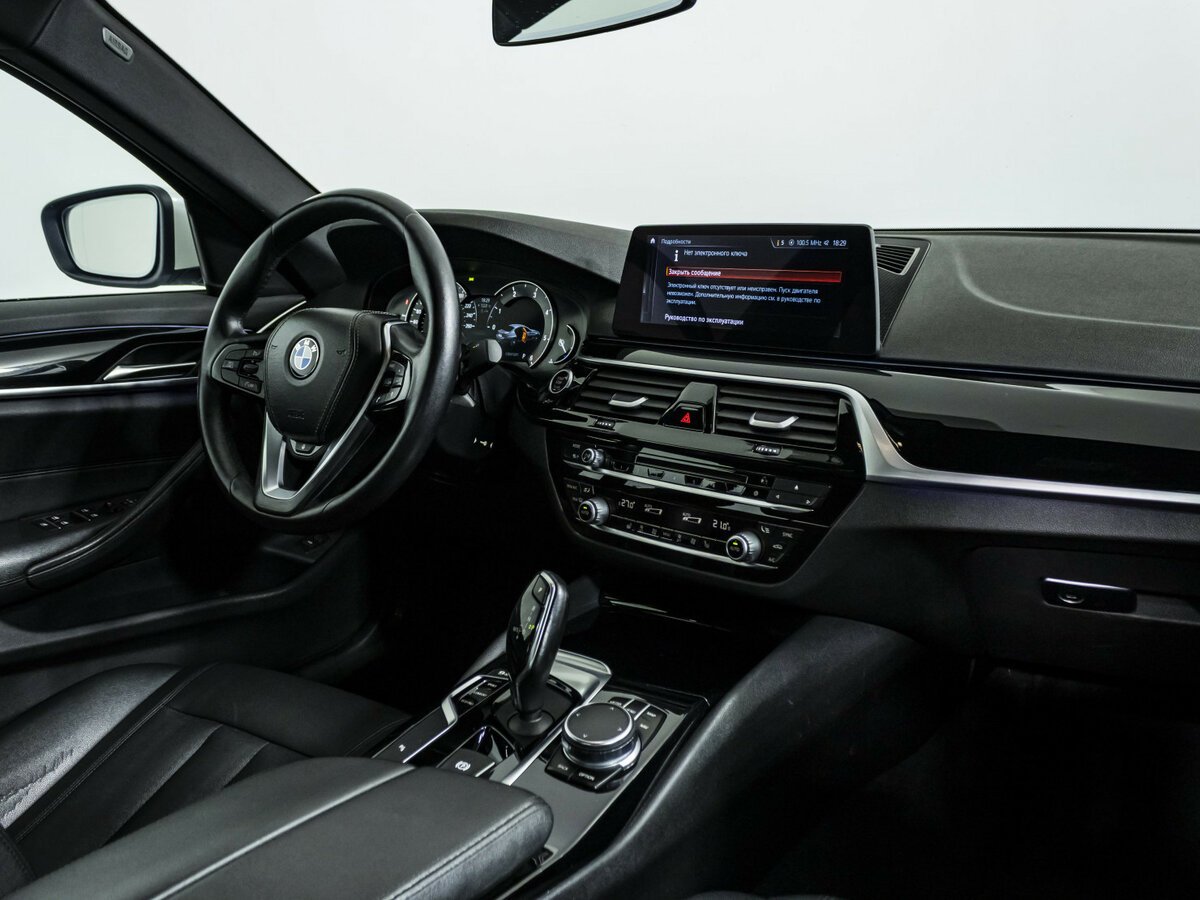 BMW 5 серии с пробегом — 2017 год. Фото: #7