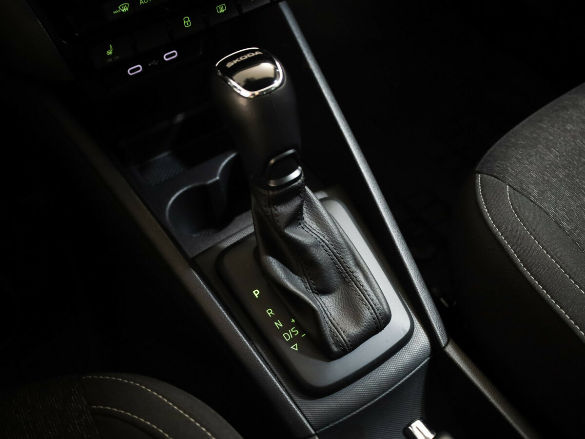 Skoda Rapid с пробегом — 2020 год. Фото: #19