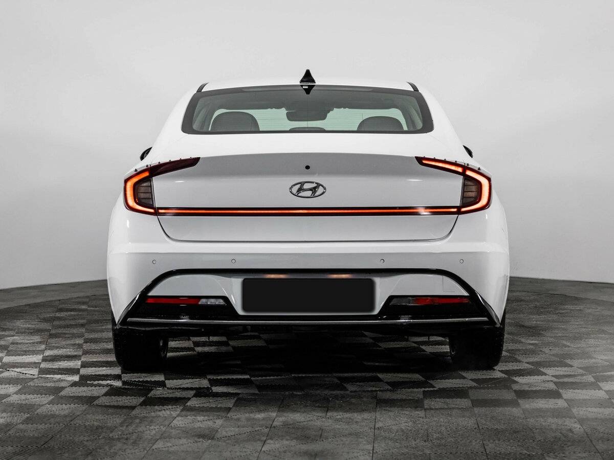 Hyundai Sonata с пробегом — 2020 год. Фото: #4