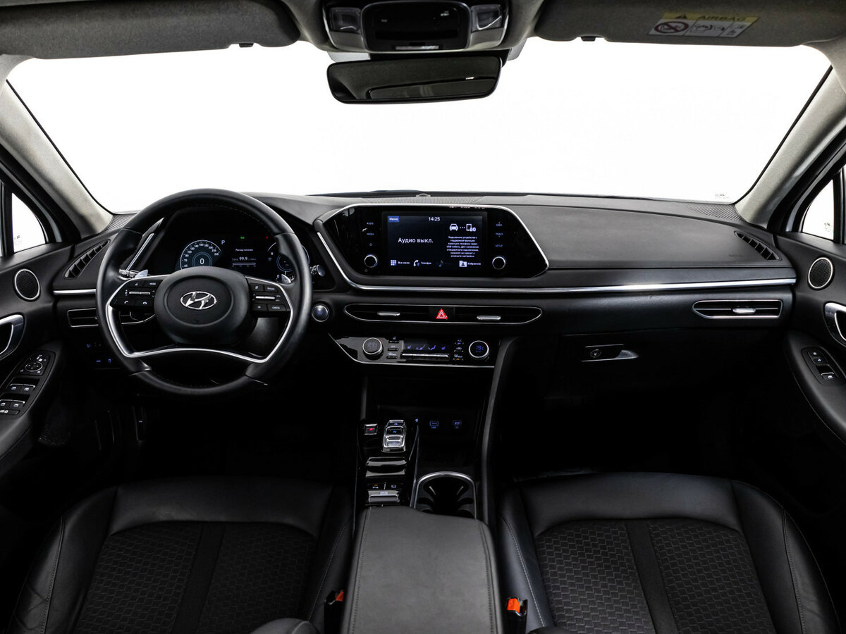 Hyundai Sonata с пробегом — 2020 год. Фото: #7