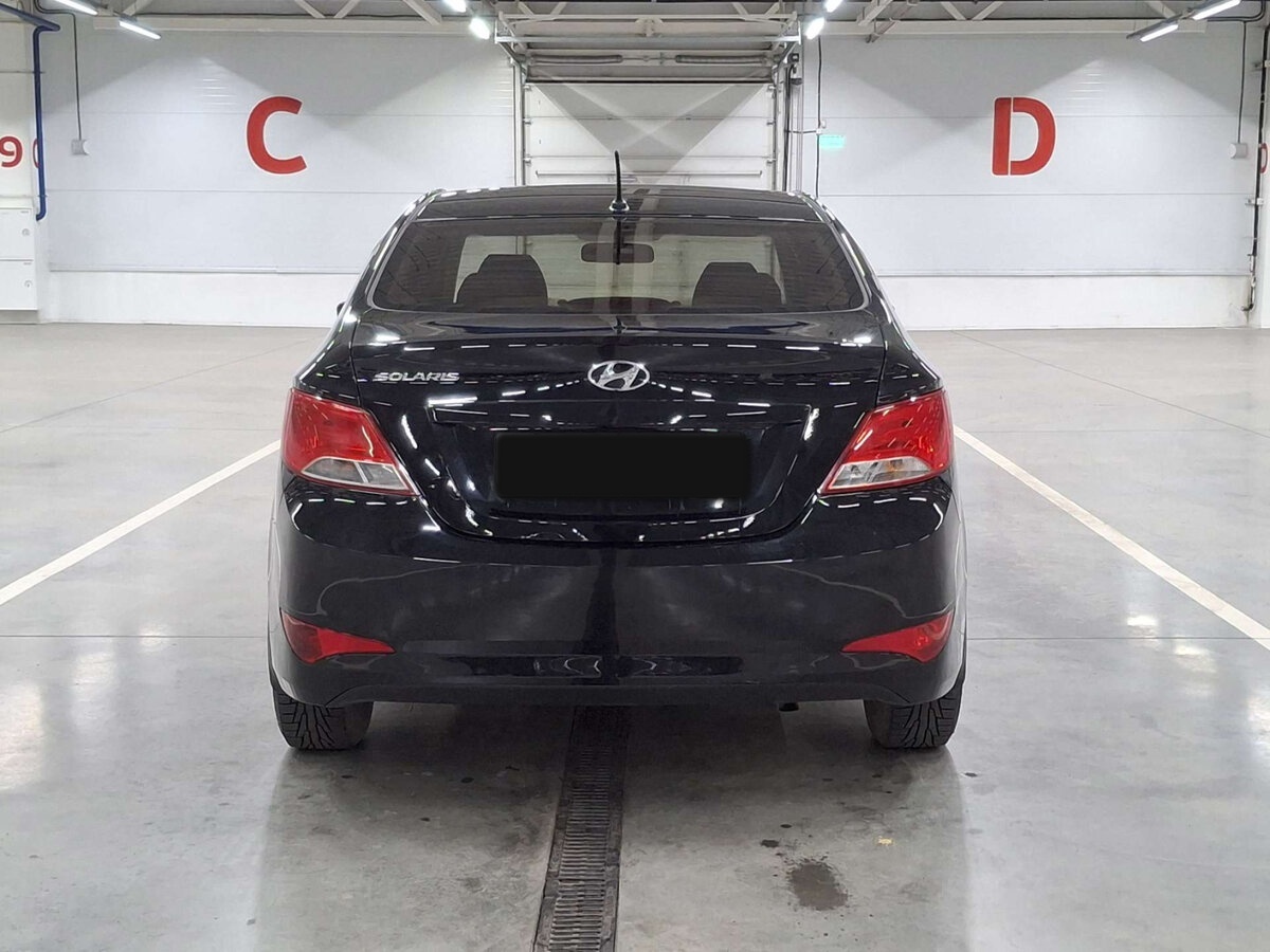 Hyundai Solaris с пробегом — 2016 год. Фото: #5